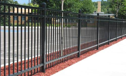 Steel and Aluminum Fence Installation Stamford